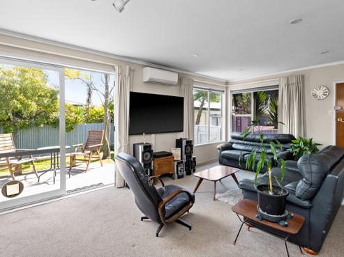 55 Allen Berry Avenue, Pirimai