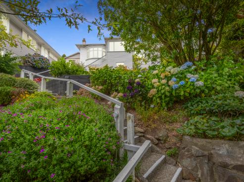 62 Raroa Road, Kelburn