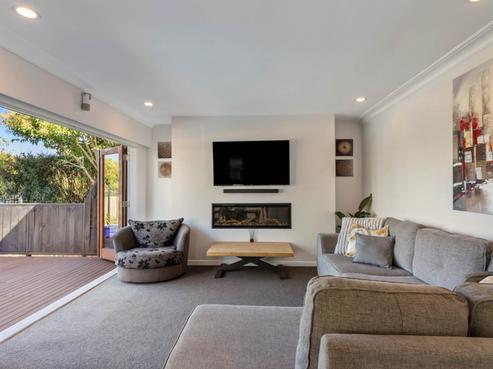 1/219 Glenfield Road, Hillcrest
