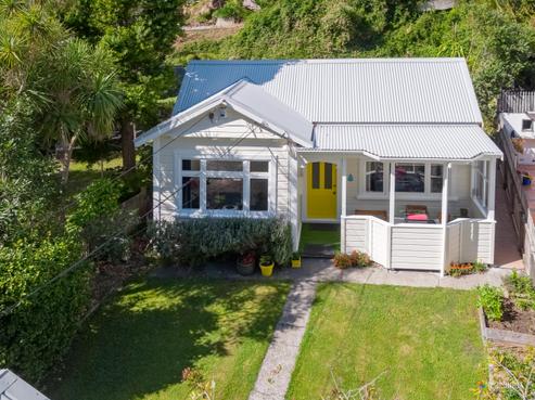 11 Holloway Road, Aro Valley