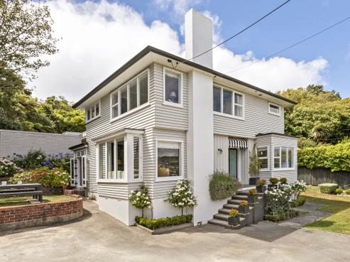 88 Hatton Street, Karori
