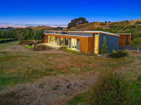 40 Raukawa Road, Peka Peka