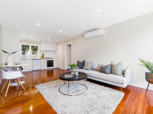 2/2 Bowling Avenue, Epsom