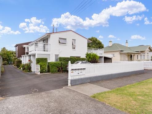 2/43 Halesowen Avenue, Sandringham