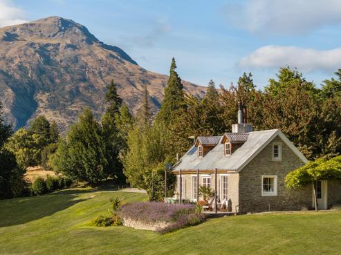 2 Marshall Avenue, Dalefield/Wakatipu Basin