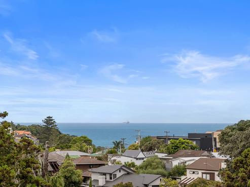 9 Clematis Avenue, Murrays Bay