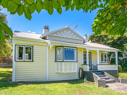 34 Main Street, Coromandel