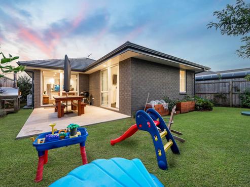 16 Tomairangi Crescent, Pukekohe