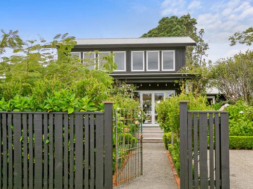 7 Linda Street, Oakura