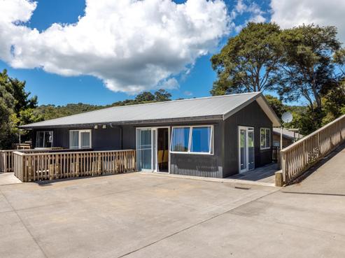 80 Waiheke Road, Waiheke Island