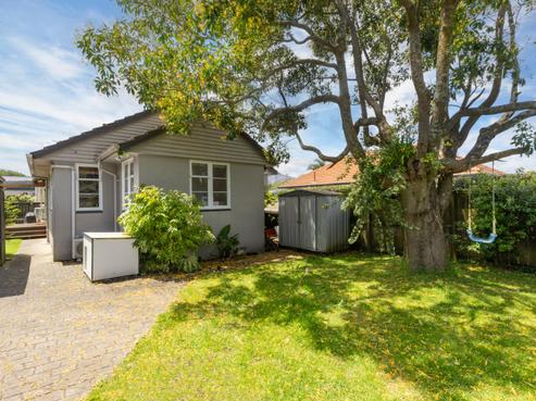 7 Houpara Street, One Tree Hill