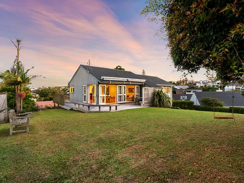 13 Prestige Place, Castor Bay