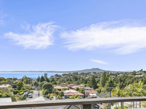 1/35 Channel View Road, Campbells Bay