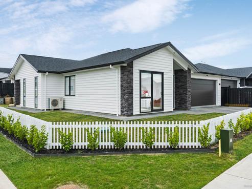 25 Siren Street, Wainui