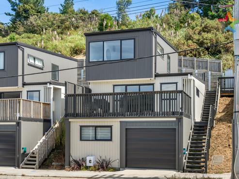 8 Main Road, Wainuiomata