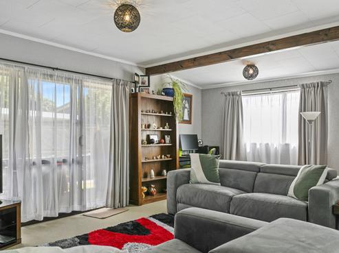21A Arthur Crescent, Hilltop