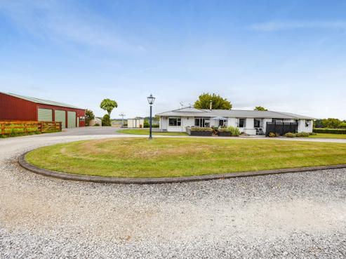 540 Finnerty Road, Stratford