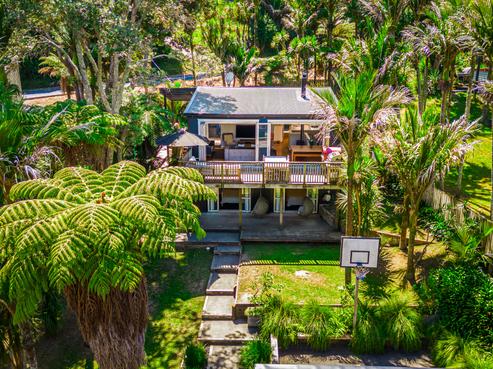 80 Motutara Road, Muriwai