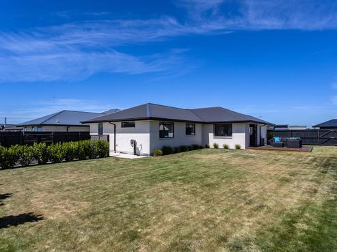 13 Johnson Avenue, Amberley