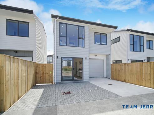 7 Te Kaapia Road, Papakura