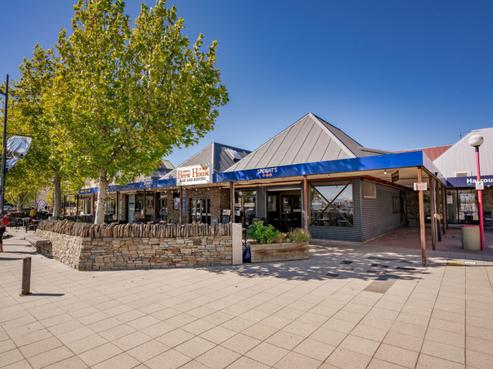 71 The Mall, Cromwell