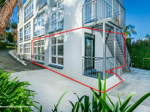 5/27 Piccadilly Place, Kohimarama