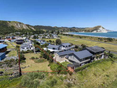 2 Koura Crescent, Mahia