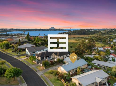 147 Sapphire Drive, Hairini