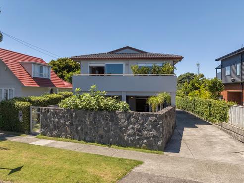 1/58 Takutai Avenue, Half Moon Bay