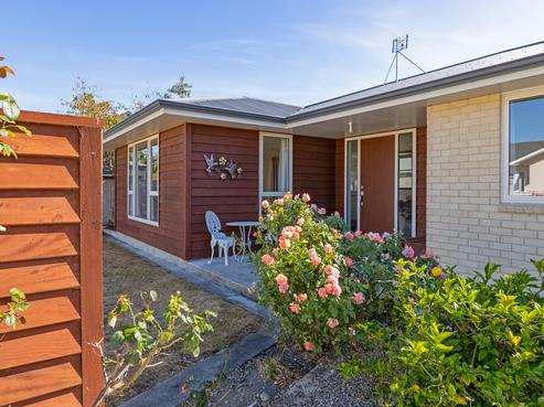 23 Broadway Street, Martinborough