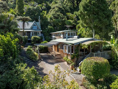 1097 Huia Road, Huia