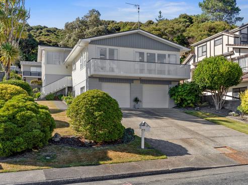 37 Holland Street, Wainuiomata