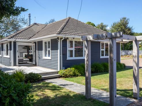 90 Retreat Road, Avonside