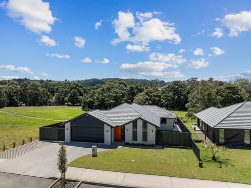 83 Wairau Drive, Tikipunga