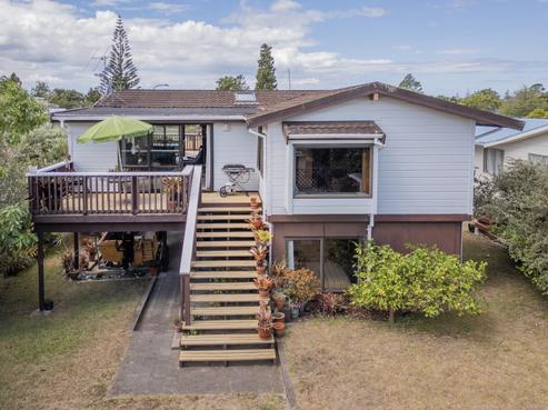 32 Given Grove, Pauanui
