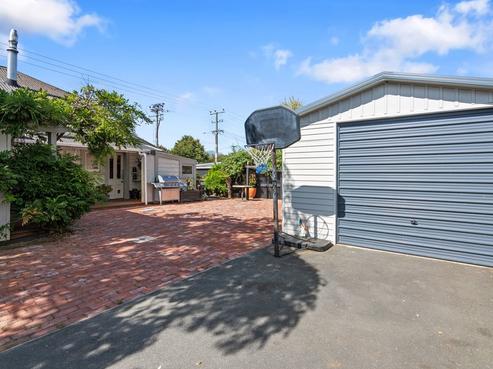5 Lord Rutherford Road North, Brightwater
