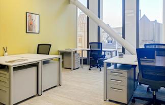 Professional office space in Regus Awly Building