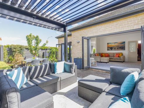 2 Georgia Grove, Paraparaumu