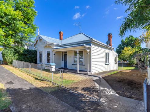 7 Kenneth Avenue, Sandringham
