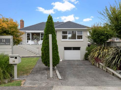 14 Bradbury Road, Botany Downs