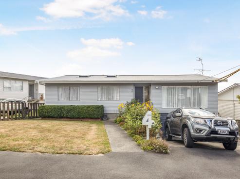 4 Kahikatea Grove, Paparangi