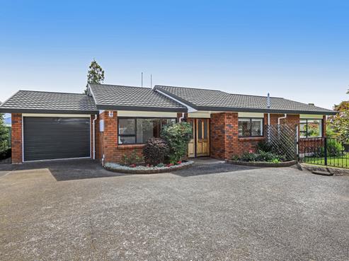 11B Lennon Grove, Havelock North