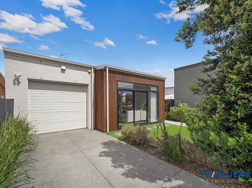 2 Gallantry Crescent, Papakura