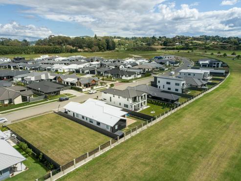 52 Pelorus Avenue, Poraiti