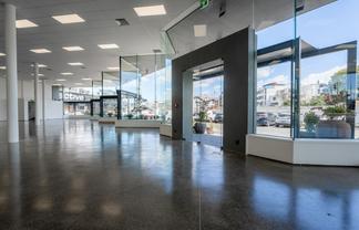 Mount Eden Large Office / Showroom