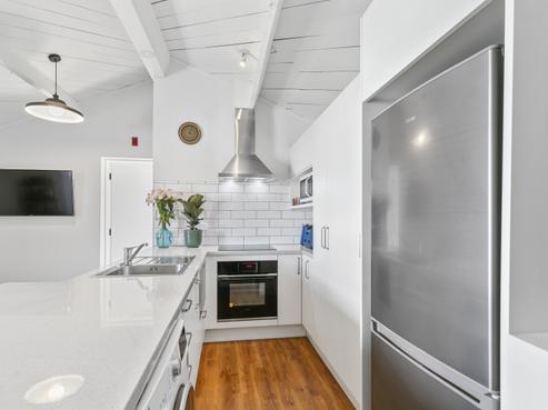 18/220 Thorndon Quay, Thorndon
