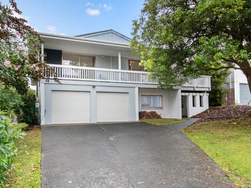 17 Zita Maria Drive, Massey