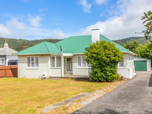 16 Peel Place, Wainuiomata