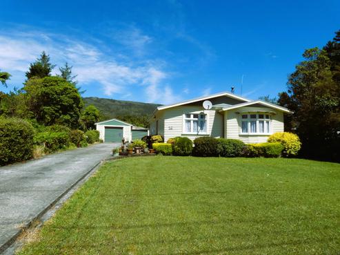 16 Mcgill Street, Waimangaroa