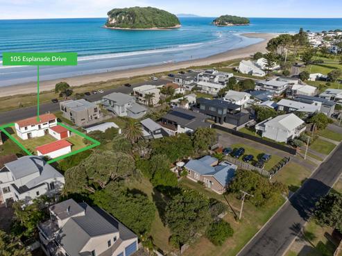 105 Esplanade Drive, Whangamata